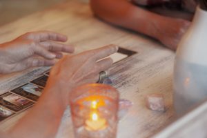 How the Benefits of a Psychic Reading Can Change Your Life